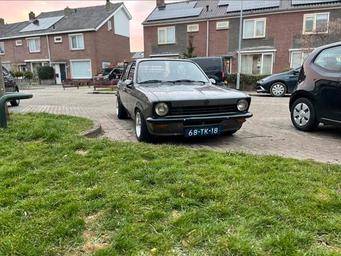 Opel kadett c sedan 1900S lpg, Auto's, Opel, Particulier, Kadett, LPG, Sedan, Handgeschakeld, Origineel Nederlands, Zilver of Grijs