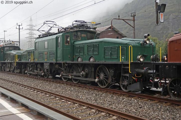 MARKLIN 3556 SBB markante 1CC1 loc ,, KROKODIL ,,Ce 6/6 III, Hobby en Vrije tijd, Modeltreinen | H0, Zo goed als nieuw, Locomotief