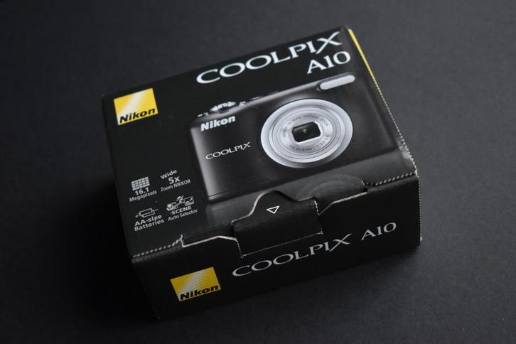 Nikon Coolpix A10 / 16.1 MP 5x Zoom Digital Camera Black NEW, Audio, Tv en Foto, Fotocamera's Digitaal, Nieuw, Nikon, Ophalen of Verzenden
