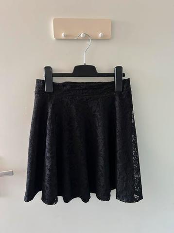 Kanten rok C&A mt xs beschikbaar voor biedingen