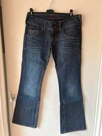 Nieuwe Tommy Hilfiger flared jeans W31, Kleding | Dames, Spijkerbroeken en Jeans, Nieuw, Blauw, Ophalen of Verzenden