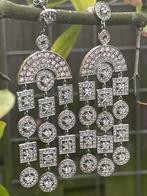 Robuuste zilveren vintage oorhangers met zirkonia’s, Ophalen of Verzenden, Zo goed als nieuw, Zilver