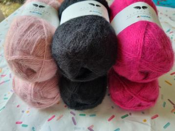 Hobbii Fluffy day 6 x beschikbaar voor biedingen
