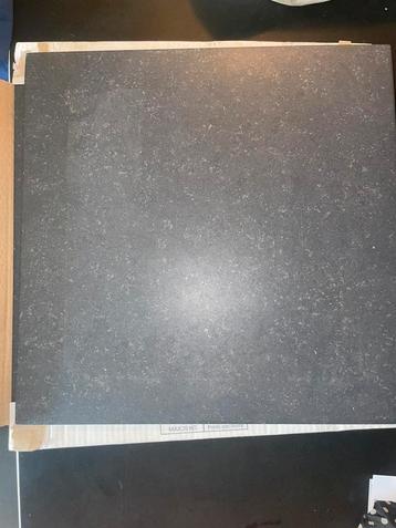 Mooie Grijze Tegels 45x45 beschikbaar voor biedingen