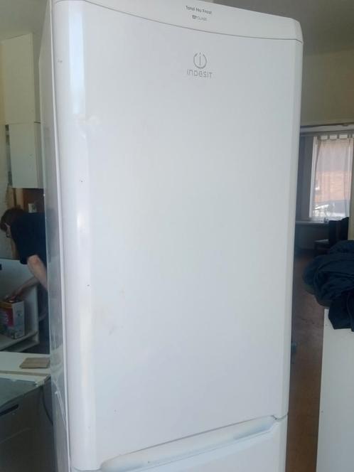 Indesit Total No Frost A+, Witgoed en Apparatuur, Vriezers en Diepvrieskisten, Gebruikt, Vrijstaand, 160 cm of meer, 60 tot 90 cm