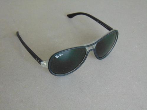Rayban zonnebril, Sieraden, Tassen en Uiterlijk, Zonnebrillen en Brillen | Heren, Zo goed als nieuw, Zonnebril, Ray-Ban, Zwart