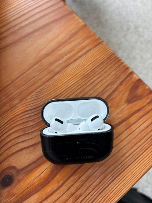 Airpods Pro 1 Origineel, Telecommunicatie, Mobiele telefoons | Oordopjes, Gebruikt, Ophalen of Verzenden