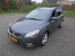 Kia Cee'd Sporty Wagon 1.4 CVVT X-tra airco navi ggeen riem, Voorwielaandrijving, Euro 5, Gebruikt, 4 cilinders