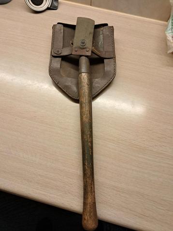 US WO2 Klapschop met Naoorlogse Hoes beschikbaar voor biedingen