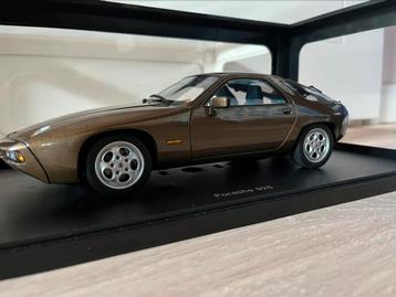 Porsche 928 Tabac brown metallic Autoart 1:18 beschikbaar voor biedingen