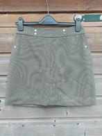 Donkergroen rokje H&M maat 38/M, Kleding | Dames, Rokken, Maat 38/40 (M), Ophalen of Verzenden, Zo goed als nieuw, Boven de knie