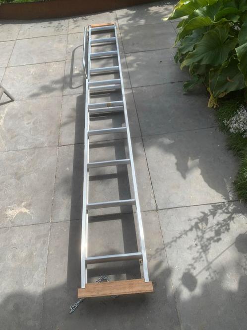 Vlizotrap 2-delig, Doe-het-zelf en Verbouw, Ladders en Trappen, Gebruikt, Ladder, 2 tot 4 meter, Opvouwbaar of Inschuifbaar, Ophalen
