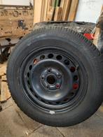 Winterbanden 195/65R15 op stalen velg, Auto-onderdelen, Banden en Velgen, Ophalen, Gebruikt, 15 inch, Banden en Velgen