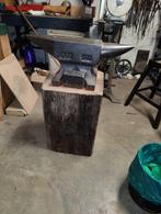 Houten sokkels azobe voor aambeelden, Ophalen, Zo goed als nieuw