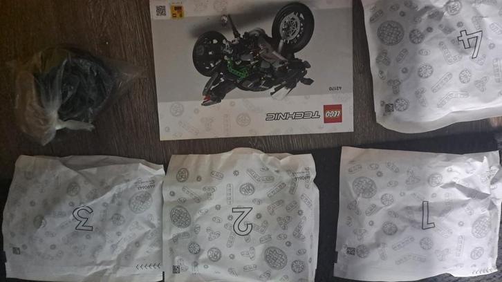 NEW LEGO Technic 42170 Kawasaki Ninja H2R – Complete, Kinderen en Baby's, Speelgoed | Duplo en Lego, Nieuw, Lego, Ophalen of Verzenden