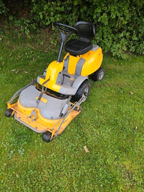Stiga villa 13 hst zitmaaier grasmaaier muclh, Tuin en Terras, Zitmaaiers, Zo goed als nieuw, Ophalen