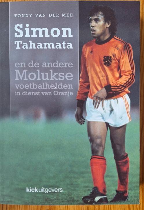 Tonny van der Mee - Simon Tahamata, Boeken, Sportboeken, Nieuw, Balsport, Ophalen of Verzenden