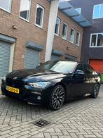 BMW 3-Serie (f30) 330i 252pk Aut 2018 Zwart, Auto's, Origineel Nederlands, Te koop, 5 stoelen, Benzine