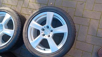 Winterbanden mercedes c e a  klasse 235 45 17 5x112 velgen  beschikbaar voor biedingen
