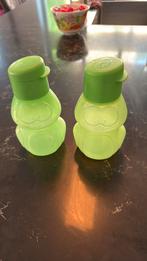Twee Tupperware flessen kikker 350 ml, Ophalen of Verzenden, Gebruikt, Beker of Kan