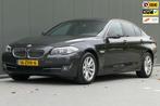 BMW 5-serie 520i Upgrade Edition NAP Carplay Sportstoelen Le, Automaat, Euro 5, Gebruikt, Zwart