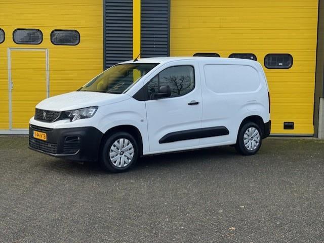 Peugeot PARTNER Airco/navi/camera/Cruise/Prijs INCL BTW, Auto's, Bestelauto's, Bedrijf, Te koop, ABS, Achteruitrijcamera, Airconditioning