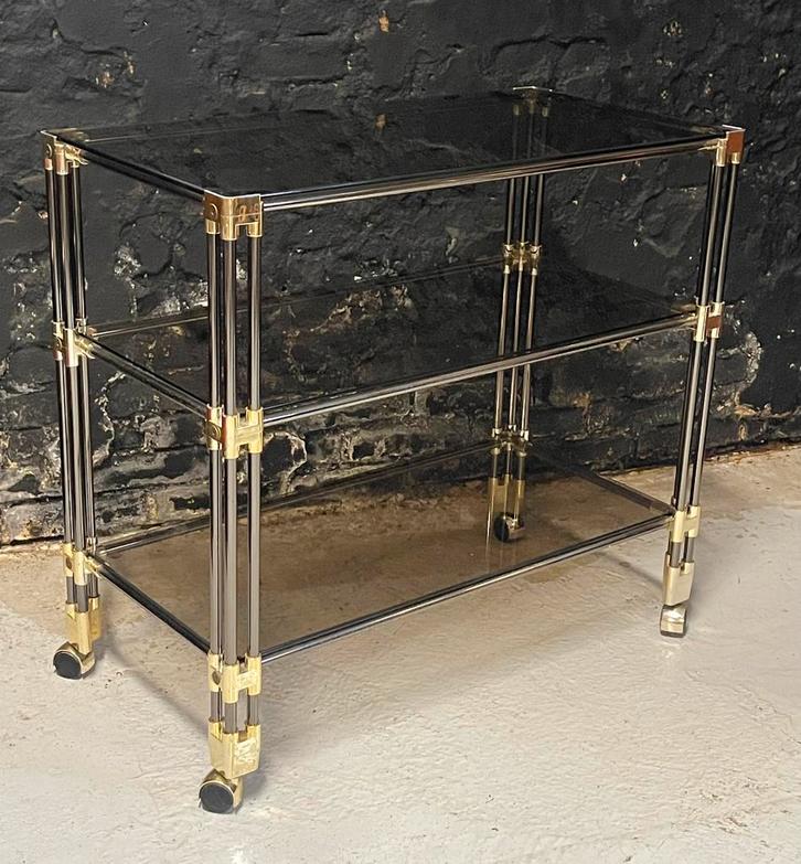 Vintage 80’s Roche Bobois barcart sidetable rookglas messing, Huis en Inrichting, Tafels | Sidetables, Zo goed als nieuw, 25 tot 50 cm