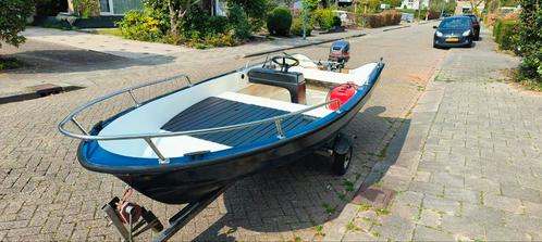 Leuke sloep met goede motor en trailer, Watersport en Boten, Sloepen, Zo goed als nieuw, Tot 10 pk, 3 tot 6 meter, Buitenboordmotor