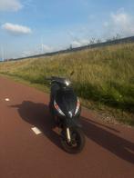 Piaggio zip 4t Iget zonder 123, Fietsen en Brommers, Scooters | Piaggio, Ophalen, Maximaal 45 km/u, Zip, Zo goed als nieuw