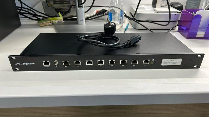 Ubiquiti Networks Edgerouter 8 ports, Computers en Software, Routers en Modems, Ophalen of Verzenden
