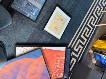 Zwarte lijsten te koop beschikbaar voor biedingen