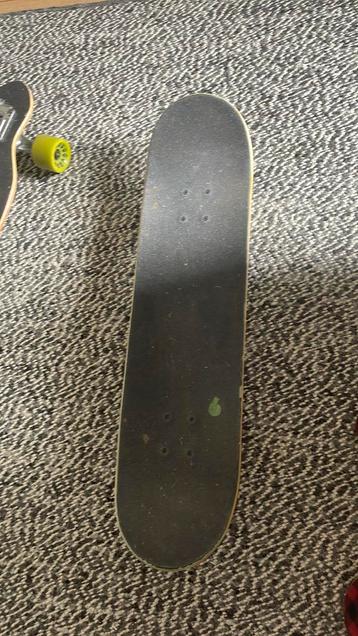 Skateboard van Birdhouse beschikbaar voor biedingen