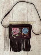 Desigual Donkerbruin Suede Hippie Schoudertasje, Sieraden, Tassen en Uiterlijk, Tassen | Damestassen, Ophalen, Zo goed als nieuw