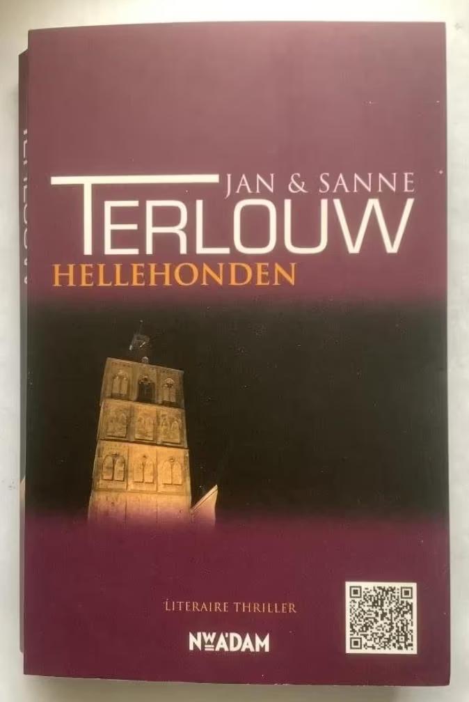Hellehonden; Jan & Sanne Terlouw; ISBN 9789046809679; roman, Ophalen of Verzenden, Zo goed als nieuw, Nederland