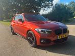 BMW 118i M Sport Shadowline – Unieke M-kleur Oranje, Auto's, 1295 kg, Overige kleuren, 650 kg, 19 km/l