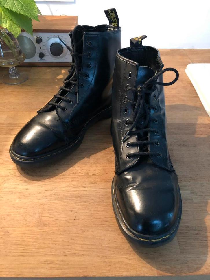 DR MARTENS BOOTS ZWART LEER MADE UK 10 44, Kleding | Heren, Schoenen, Gedragen, Boots, Zwart, Ophalen of Verzenden