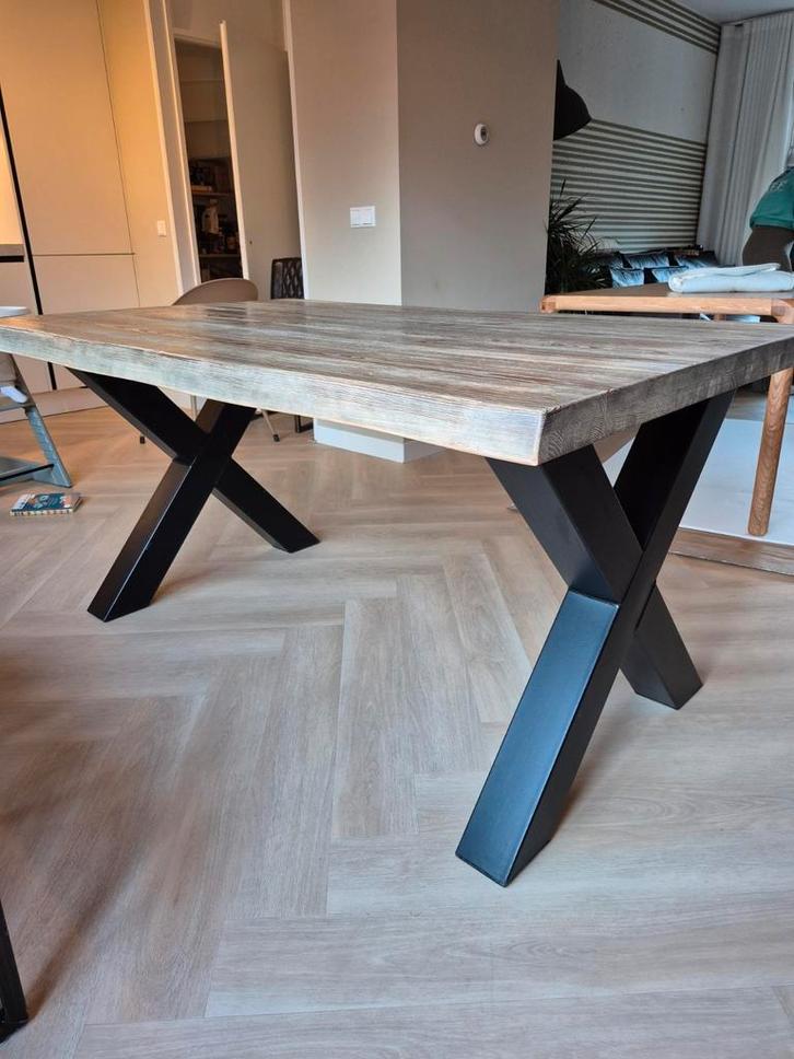 Haco Wonen Eettafel - Ruw Eikenhout, Huis en Inrichting, Tafels | Eettafels, Zo goed als nieuw, 100 tot 150 cm, 150 tot 200 cm