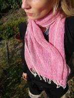 Nieuwe handgemaakte katoenen sjaal roze/wit 130x43 cm, Ophalen of Verzenden, Nieuw, Sjaal