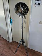 Industriële vloerlamp incl. gloeilamp van Loods5, Ophalen, Zo goed als nieuw, Metaal, 150 tot 200 cm