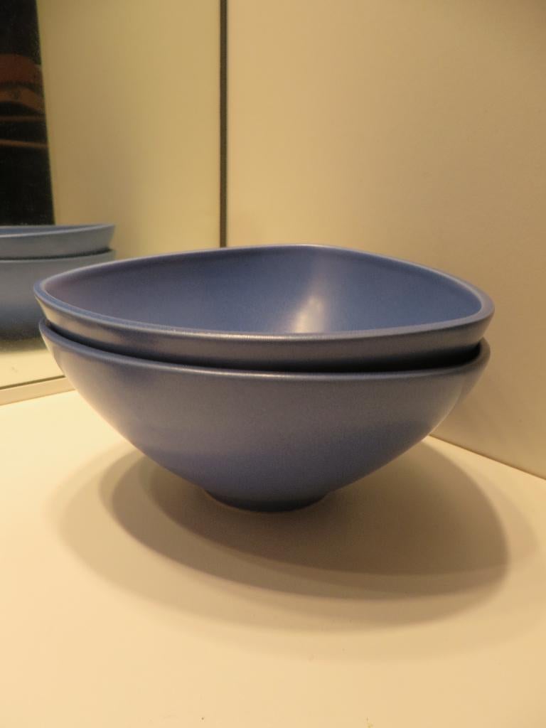 Hoganas Zweeds keramiek kommen, drie hoek, blauw glazuur, Keramiek, Ophalen of Verzenden, Zo goed als nieuw, Kom(men)