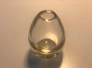 A.D.Copier: dikwandig eivormig vaasje KN1757 Leerdam 1936-37 beschikbaar voor biedingen