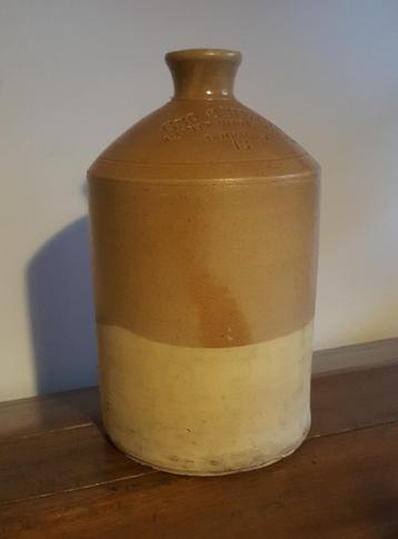 Steengoed bierkruik, h. 32,5cm Engeland–Isle of Man 19e eeuw beschikbaar voor biedingen