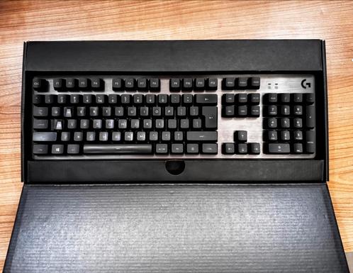 Logitech G413 Carbon Mechanical Gaming keyboard, Computers en Software, Toetsenborden, Zo goed als nieuw, Qwerty, Bedraad, Gaming toetsenbord