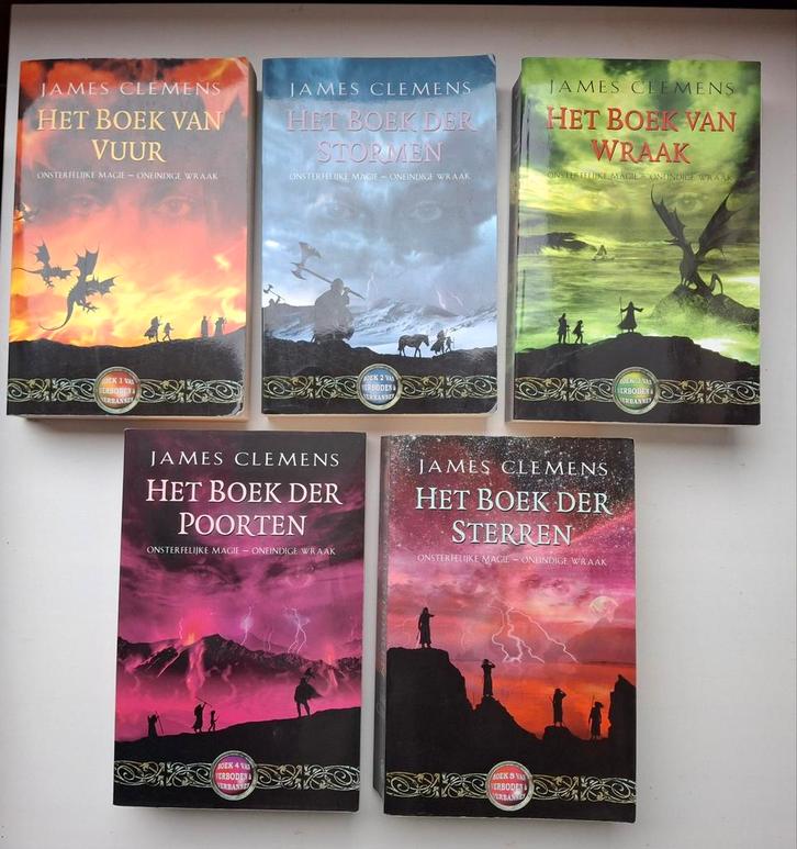 James Clemens - Kronieken van de Verboden Landen (5 delen), Boeken, Fantasy, Gelezen, Ophalen of Verzenden