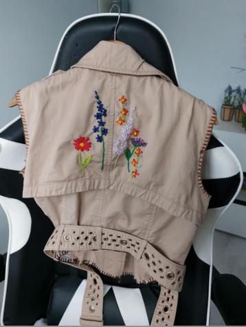 kleding beschikbaar voor biedingen