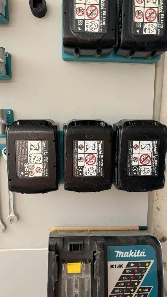 Makita accu houder V18, Doe-het-zelf en Verbouw, Gereedschap | Machine-onderdelen en Toebehoren, Almere, Nieuw, GEREED3D, Ophalen of Verzenden