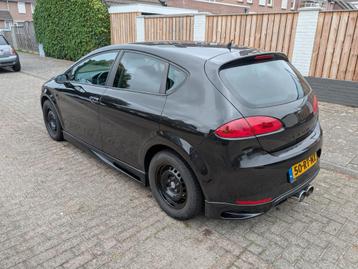 Seat Leon 2.0 16V FSI 110KW 2005 Zwart beschikbaar voor biedingen
