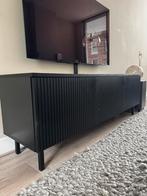 Wehkamp TV-meubel Moss | Z.G.A.N., Ophalen, 150 tot 200 cm, Zo goed als nieuw, Minder dan 100 cm