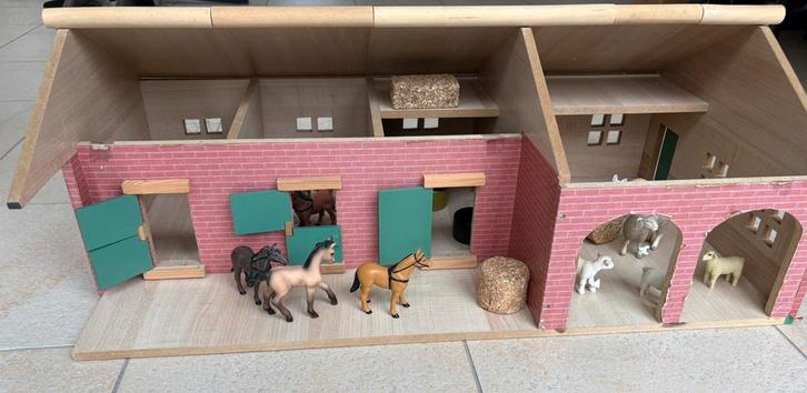 Kids Globe Paardenstal 1:32 – In nette staat, Verzamelen, Speelgoed, Zo goed als nieuw, Ophalen of Verzenden
