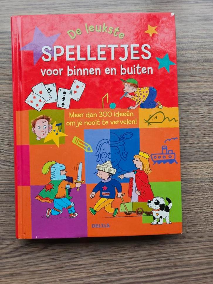 Leuke Spelletjes voor Binnen & Buiten - 300+ Ideeën!, Boeken, Hobby en Vrije tijd, Zo goed als nieuw, Overige onderwerpen, Geschikt voor kinderen